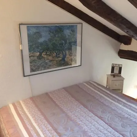 Sant'anselmo Apartment